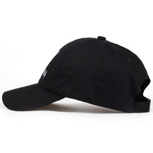 Charger l'image dans la galerie, Casquette Broken Heart